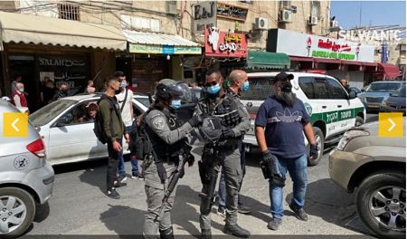 Après avoir interdit leur conférence de presse, les forces d'occupation arrêtent 3 candidats de Jérusalem aux élections palestiniennes
